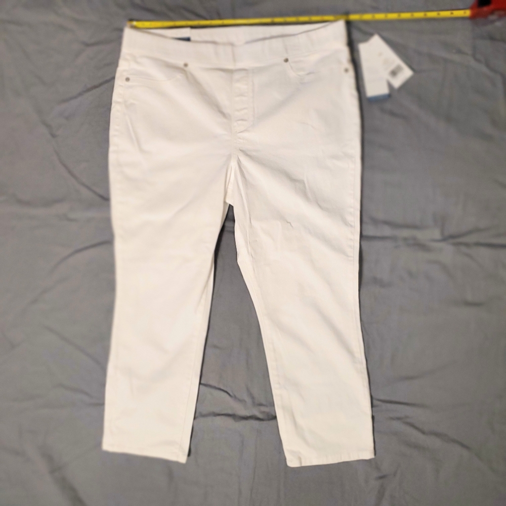NWT New Directions White Crop Pull-On Stretch Denim Support Pants 14R